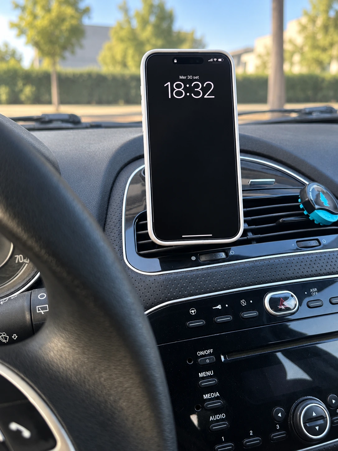 Supporto smartphone My Port magnetico senza prolunga, dettaglio laterale